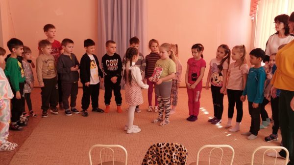 Муниципальная акция "Круговорот книг" Муниципальная акция "Круговорот книг".